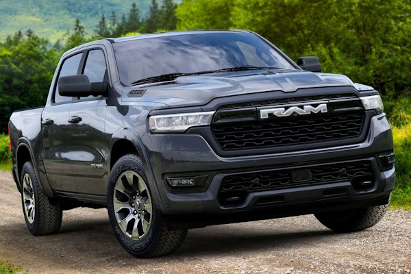 Ram відкладає випуск електричного пікапа до 2026 року