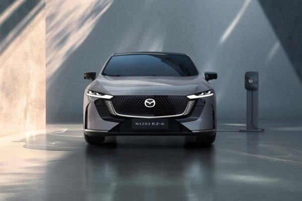 Mazda готує новий електромобіль із запасом ходу до 1000 км