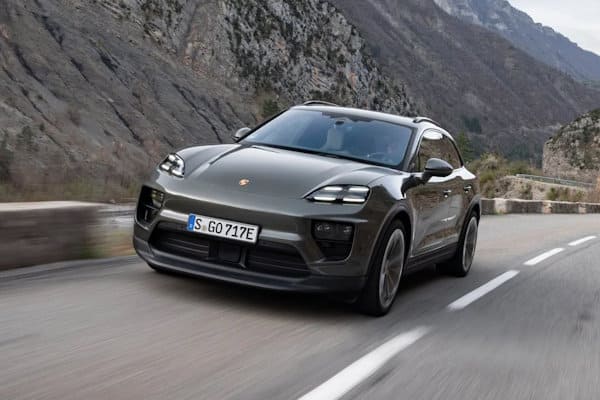 Porsche може повернутися до класики: новий спорткар із атмосферним двигуном