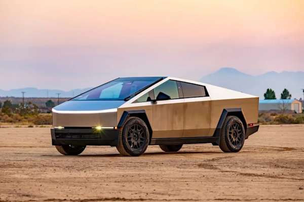 Tesla Cybertruck отримав сонячні панелі за $10 000, які генерують до 1,5 кВт