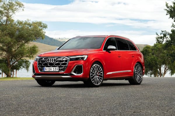 Новий преміальний кросовер Audi SQ7 TFSI: швидкість та розкіш для всієї родини