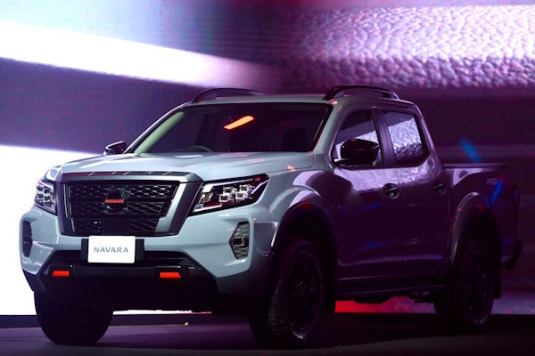 Nissan Navara нового покоління буде побудований на базі Mitsubishi L200