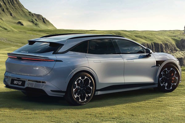Zeekr анонсувала електричний універсал 007 GT із запасом ходу до 825 км