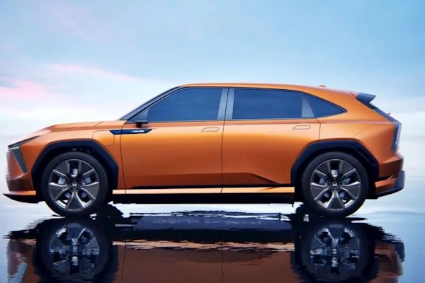 Honda S7: новий електрокросовер з запасом ходу 650 км