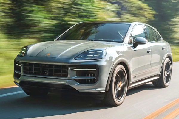 Porsche готує новий бензиновий кросовер: перші подробиці