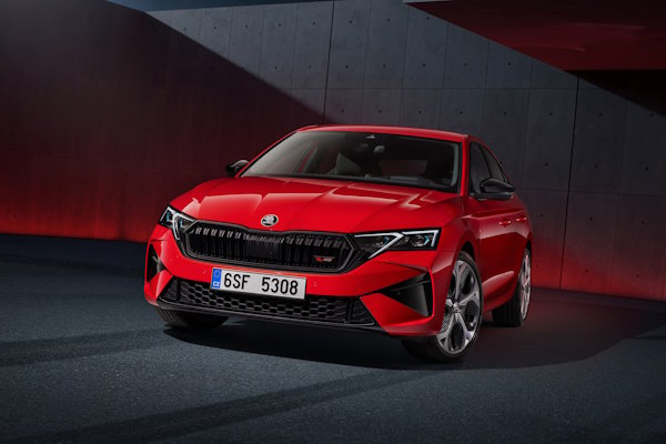 Оновлена Skoda Octavia отримала систему повного приводу: деталі​