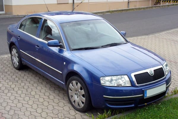 Історія першої Škoda Superb: відродження легенди